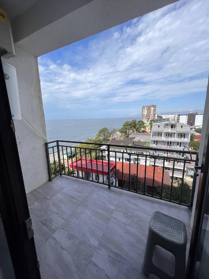 Апартамент От Ольги Kobuleti Exterior foto